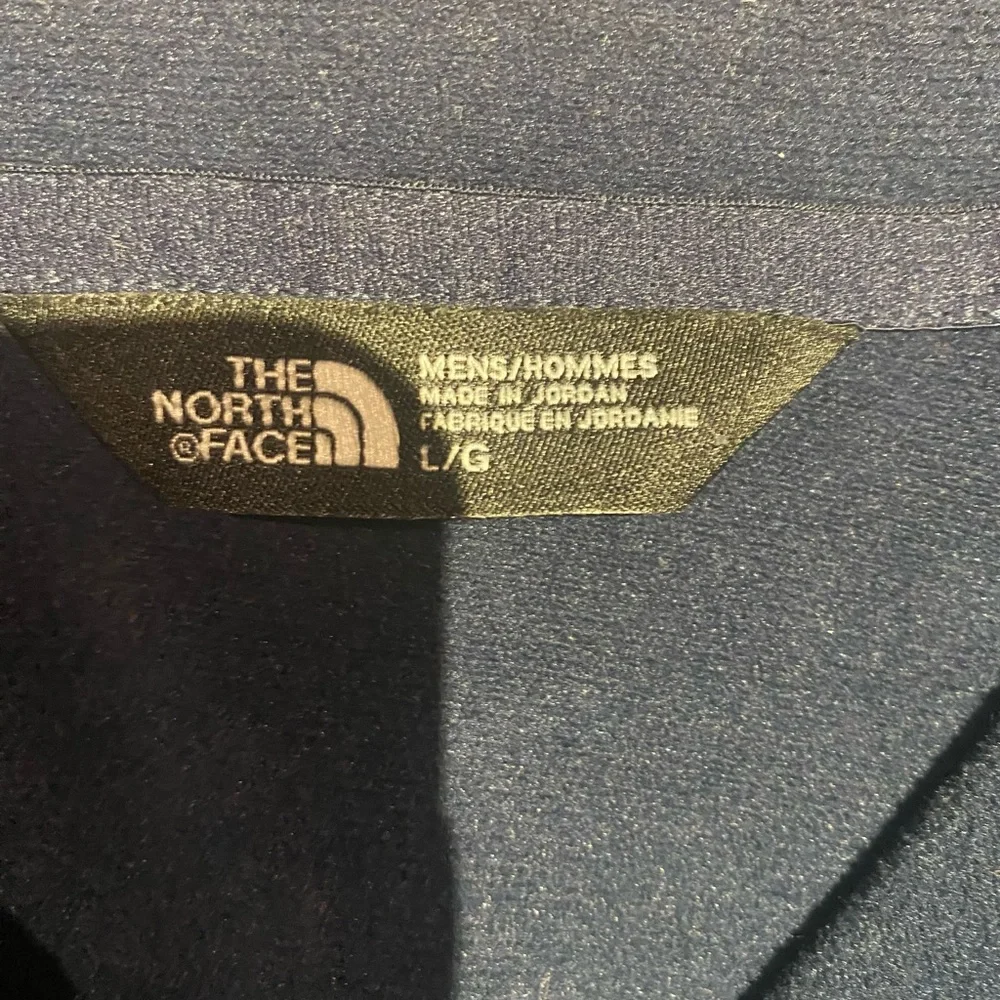 North‎ face blue pullover, quarters zip sweatshirt, men’s size large